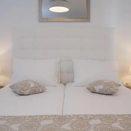 S Luxury Lägenhet Split